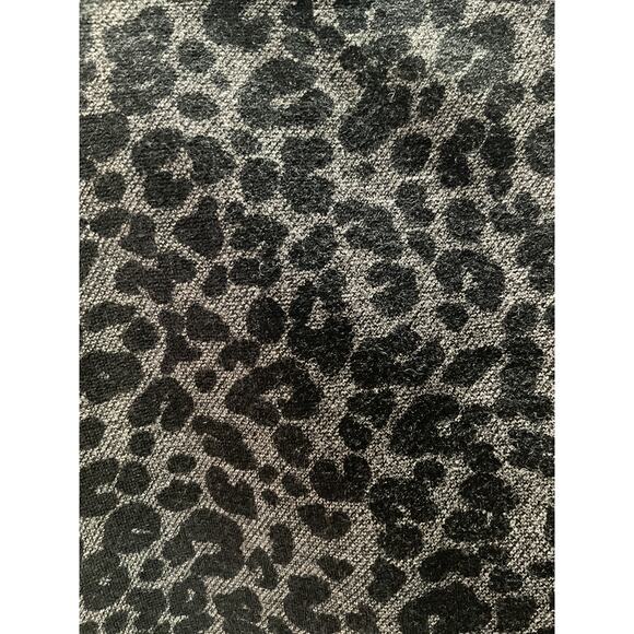 LOFT Black Petite Animal Leggings - Picture 4 of 4